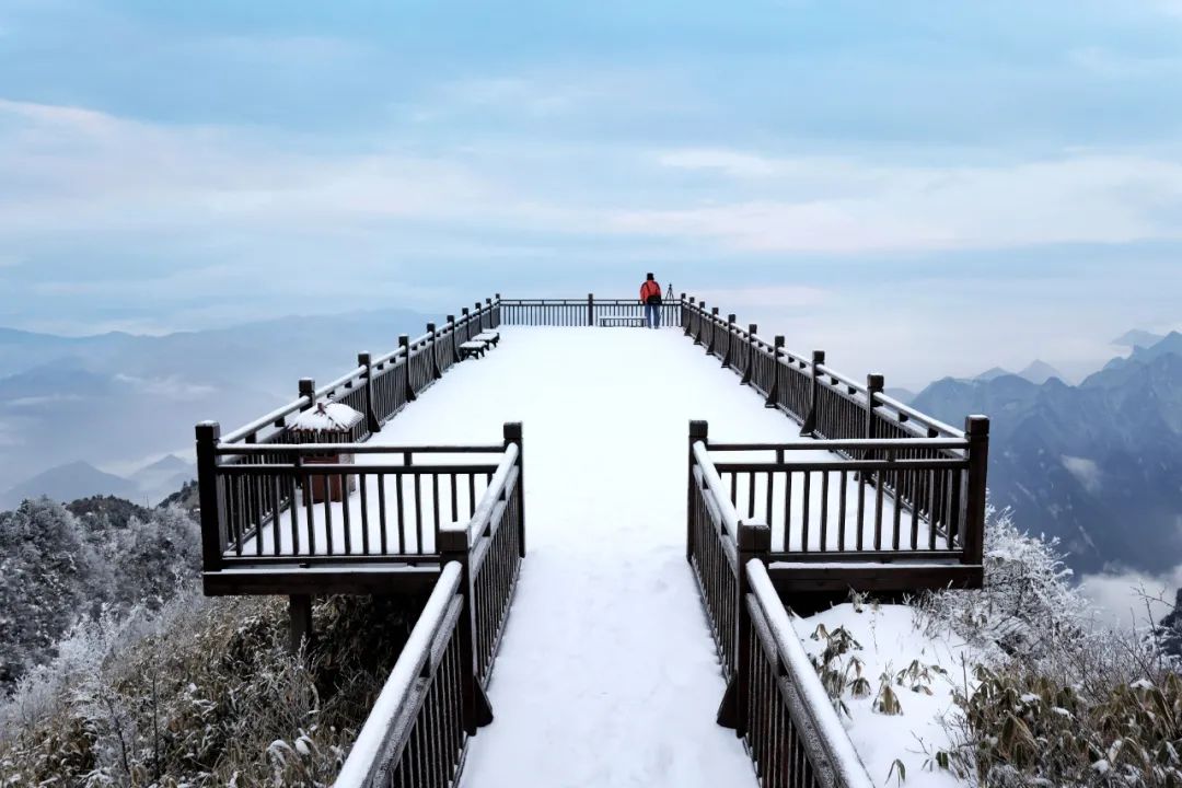 今日八台山雪景出炉太美了已成仙境雪景大片来袭