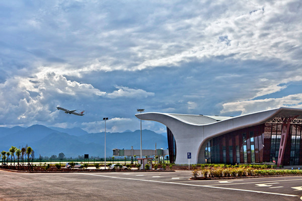 西昌青山机场是省内最"热"支线机场之一