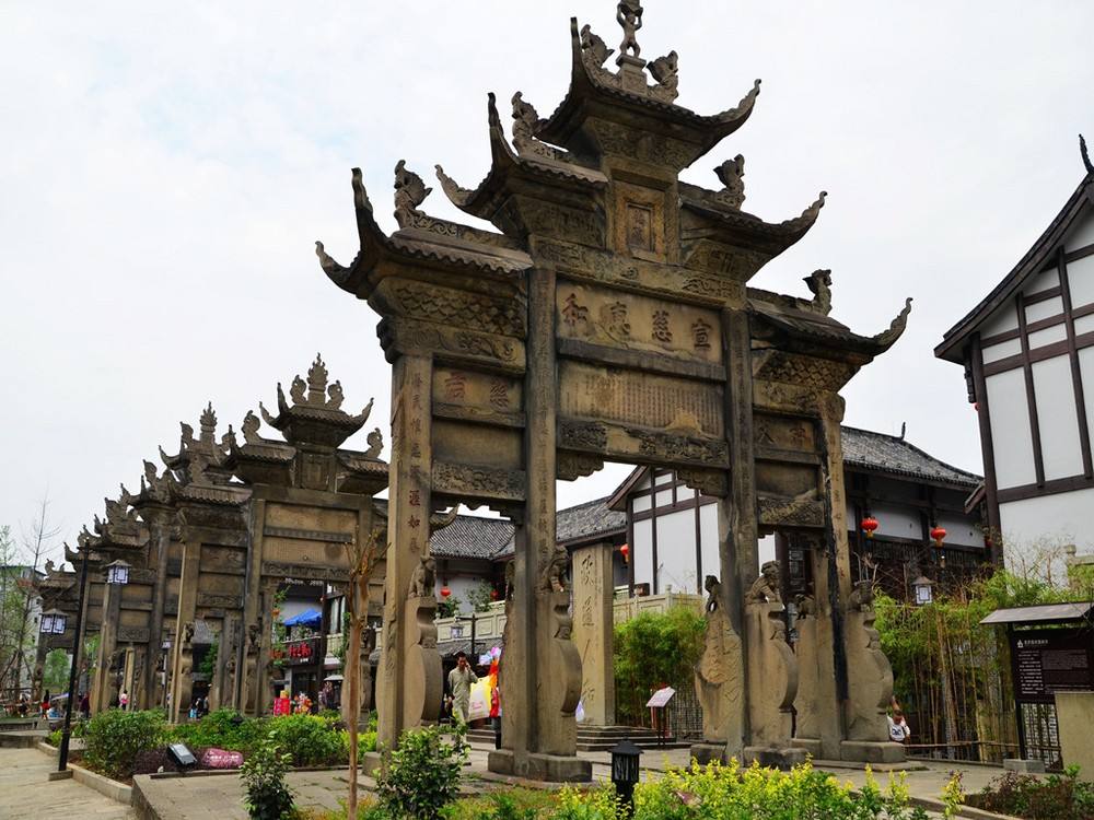 内江:三古之旅推介会成都举行 热情邀约蓉城