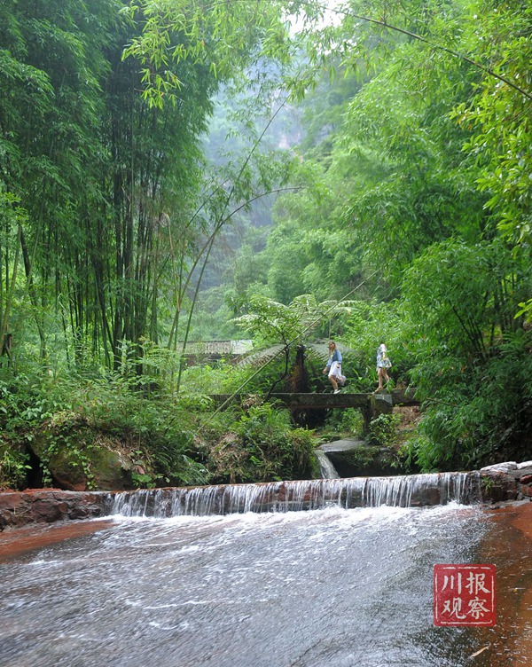 玩转端午| 叙永县: 画稿溪里的西溪村 端午"情深深雨蒙蒙"