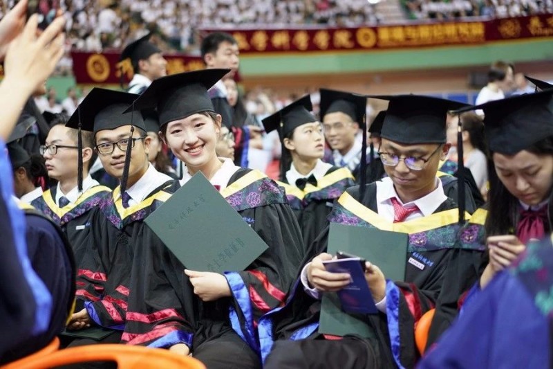 【2018毕业季.校长说】电子科大党委书记王亚