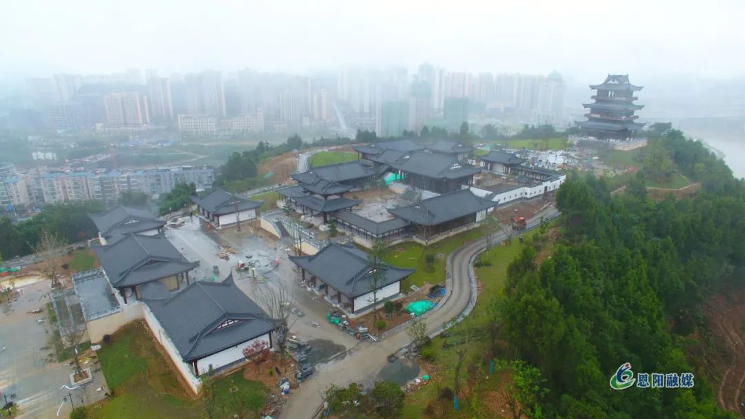 公园位于恩阳区登科寺社区,总项目占地约320亩,分为核心景观区与前导