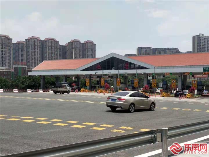 沿着高速看福建六泉厦高速池店收费站立足本职深挖掘为乡村振兴做好