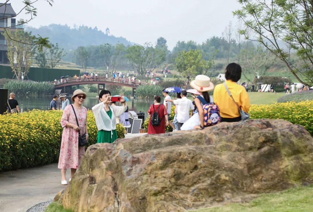 峨眉山市高桥镇推进全域旅游发展颜值与内涵并存