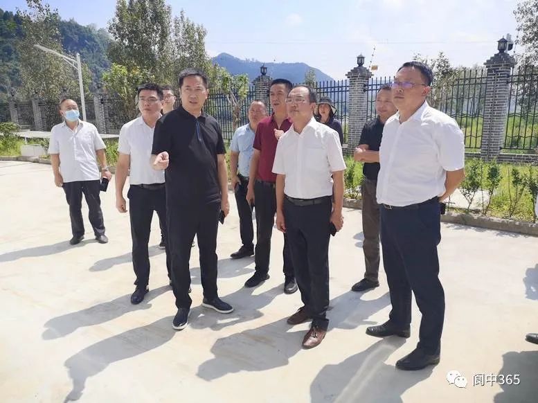 9月10日,南充市副市长张斌来我市督导检查环境保护工作.