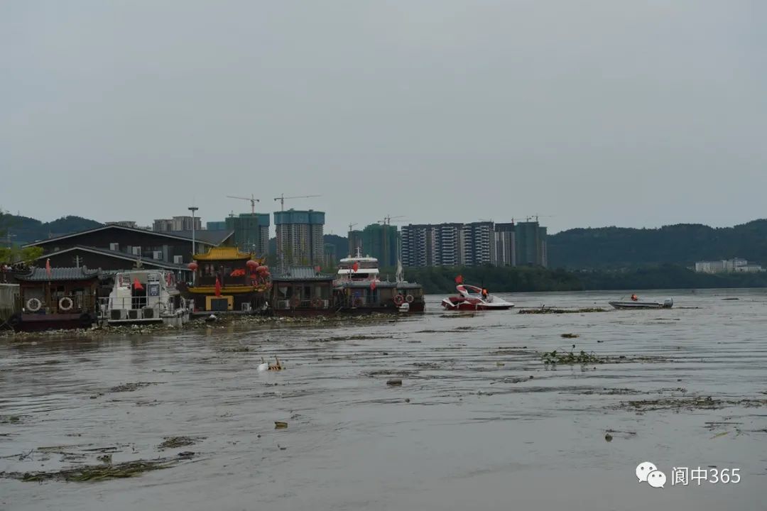 防洪洪峰过境阆中水城闻汛而动