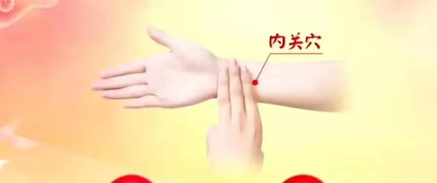 老年人如果虎口部位出现垂直于虎口,与掌纹重合的明显青筋,可能预示