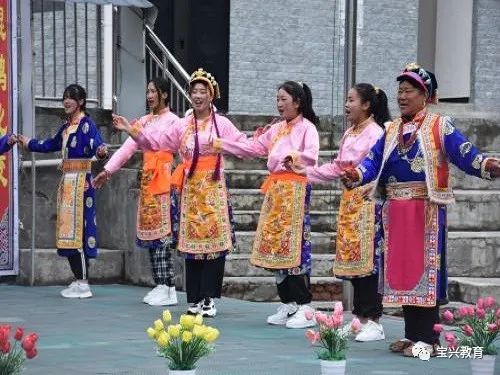 宝兴县各校园都用什么活动助力双减呢