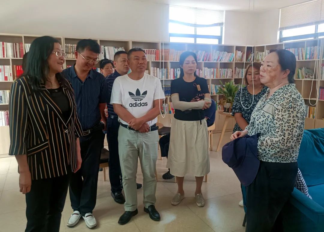 7月8日,会理县政协党组书记,主席黄玲,会理县委常委,统战部长卢兴明