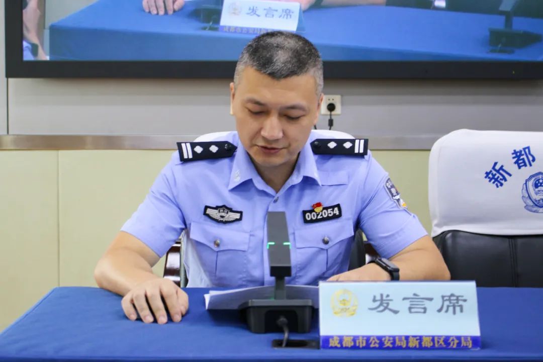 分局党委委员,副分局长曾邦建就刑侦工作做了强调部署分局党委委员,副