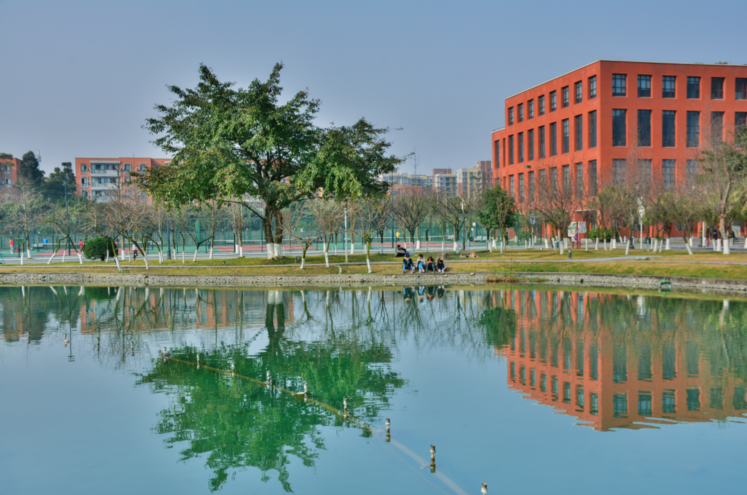 西南民族大学生日快乐