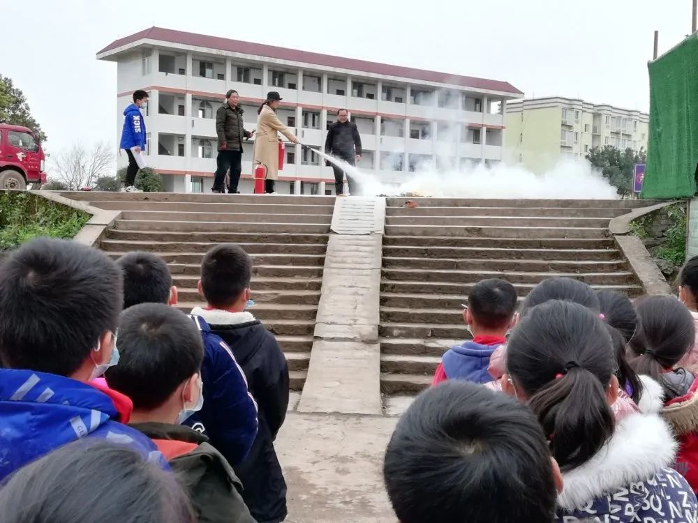 翠屏区永兴镇小学多举措做好校园安全工作保障师生平安