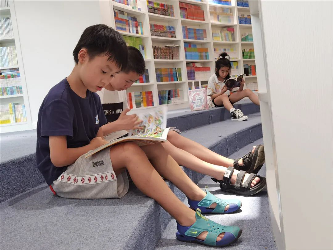 都江堰新汇书店上榜2021年成都最美书店周末一起去打卡
