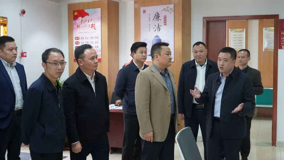 市委常委组织部部长江彬到通川区调研城乡基层治理和抓党建促乡村振兴