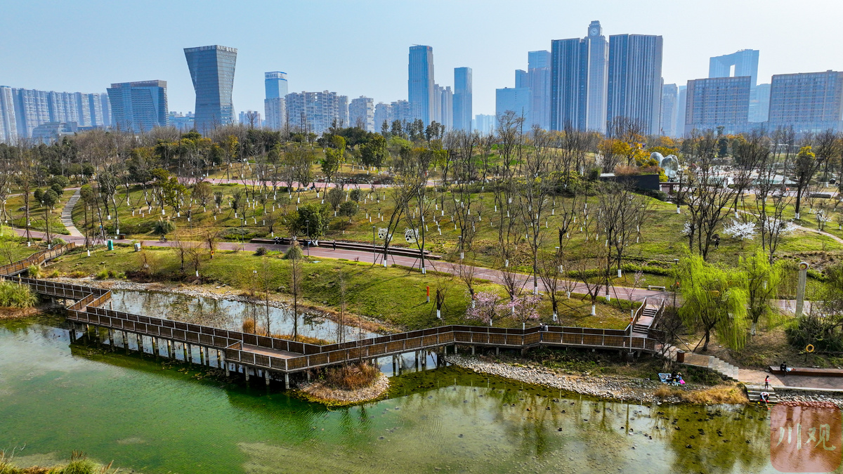穿越成都公园城市见证城市与自然和谐共生