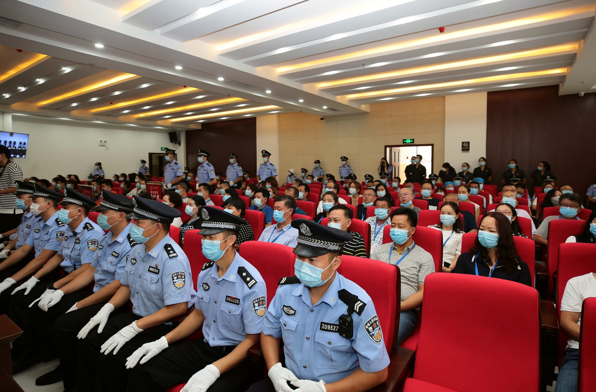 会理宣判首例涉黑案件 组织领导者获刑25年 - 川报观察