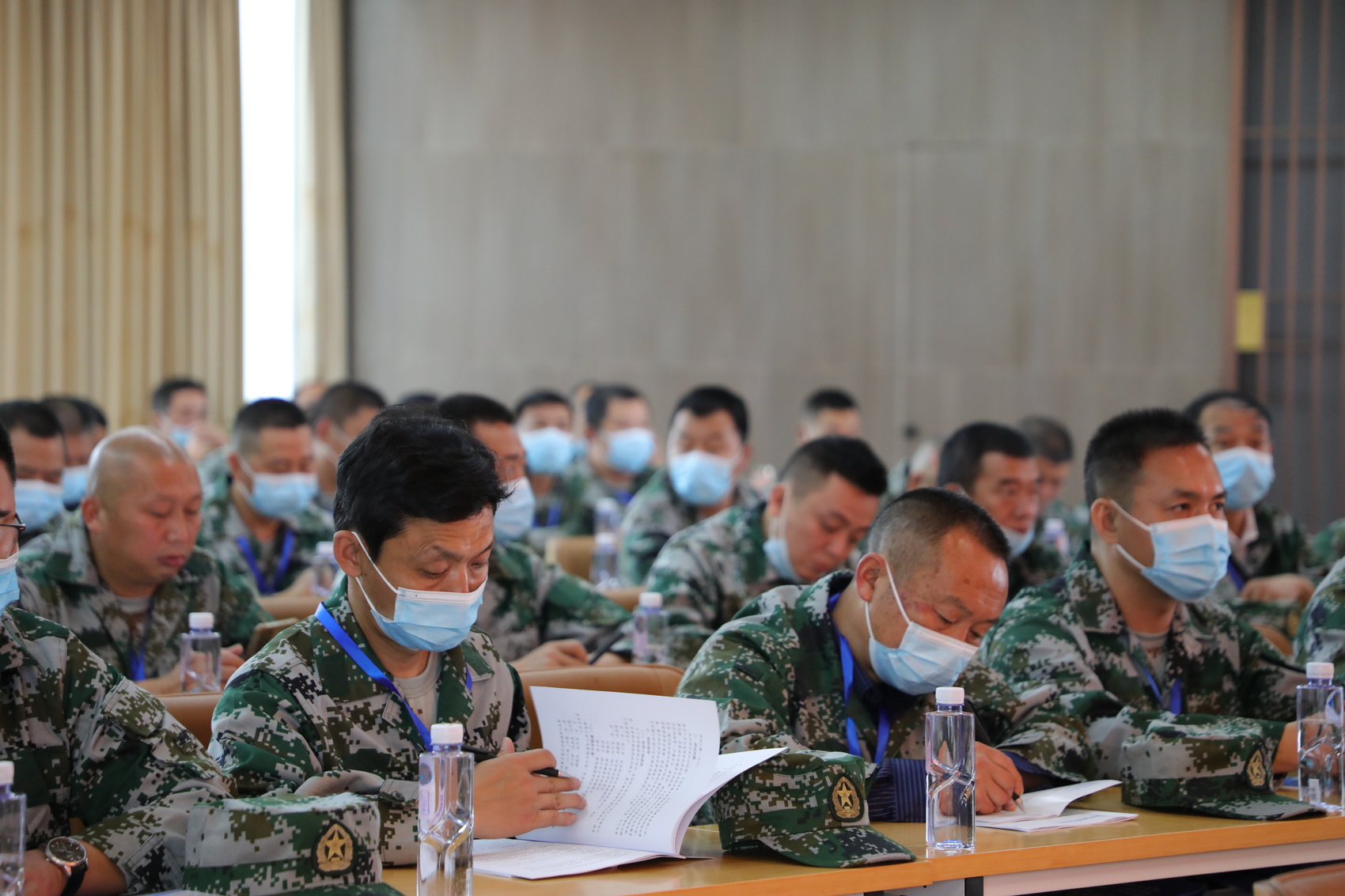 四川省高素质退役军人村支书培育试点工作启动 川观新闻