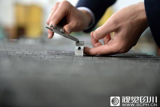 重庆工业经济总量 2万亿_重庆夜景