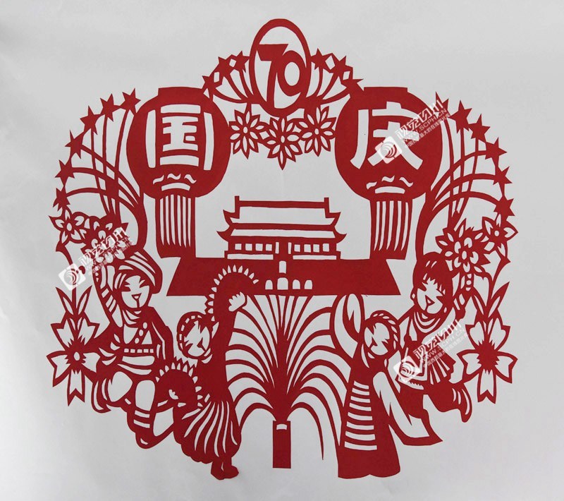 巧手剪纸 祝福祖国 - 川观新闻