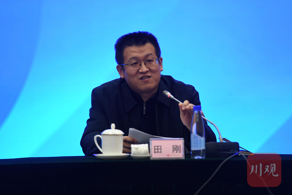 四川省委网信办副主任 田刚结合四川日报全媒体民情栏目实践,如何走好
