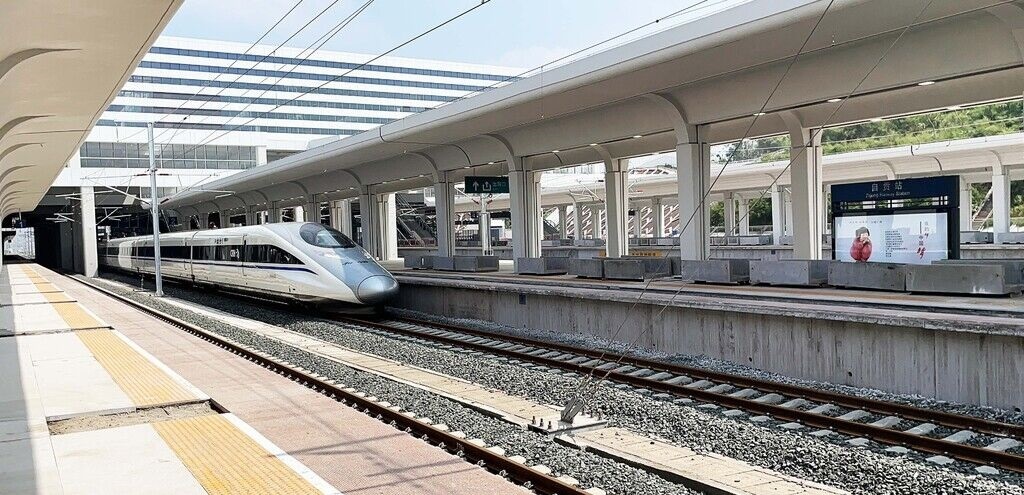 自贡市2021深圳投资推介会暨合作项目签约仪式侧记 - 川观新闻