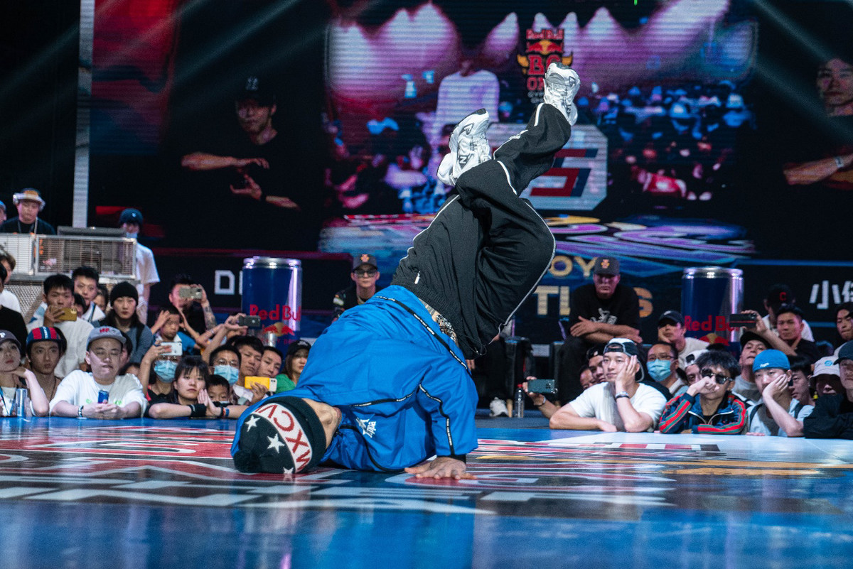 16位顶尖"b-boy"齐聚蓉城 - 川观新闻