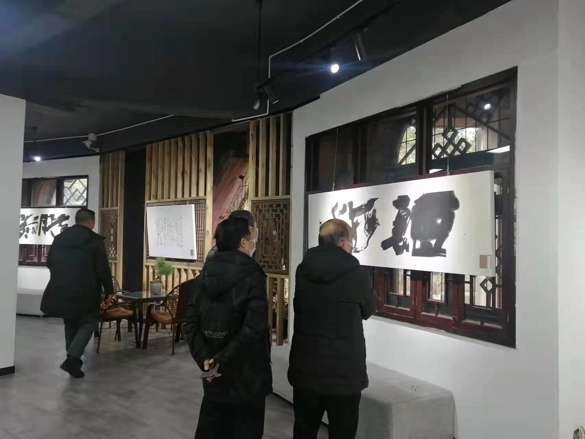 一缕“梅”香动旌城 著名书法家谭桥推出梅花诗主题展 川观新闻