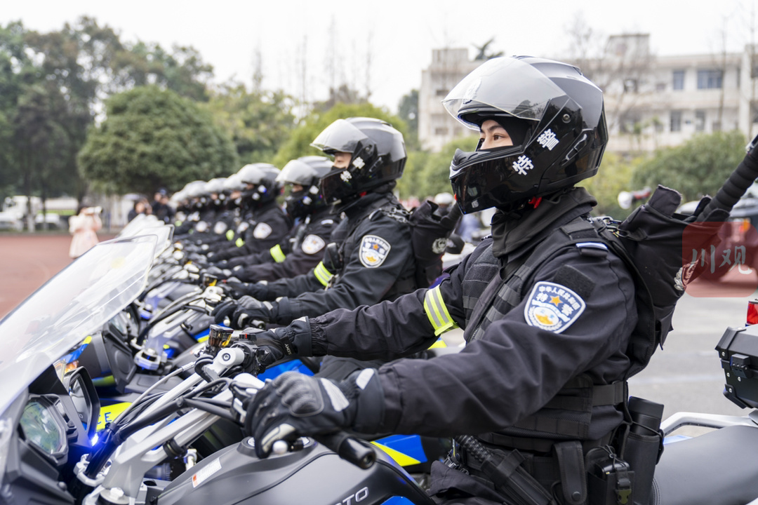 致敬人民警察 | 零距离感受特警风采