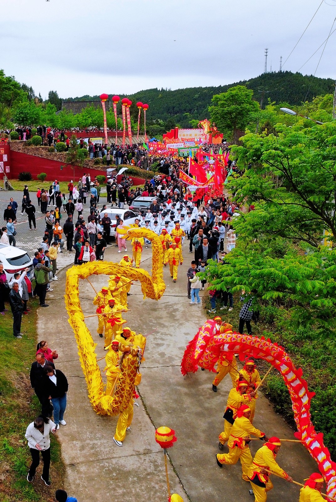 c视频 | 吸引商贩500余户,近万名游客参与  三台"三月三"民俗文化节吸