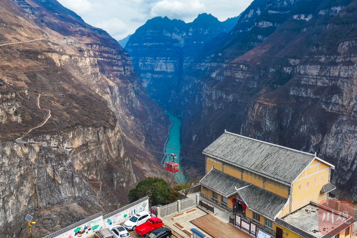 代表委员返乡记③丨郑望春古路村火了要守护彝乡特色提升旅游服务品质