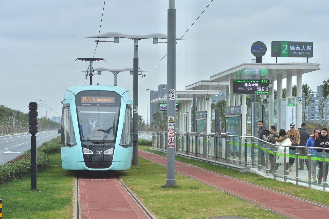 作為成都市首條有軌電車線路,成都有軌電車蓉2號線受到社會的廣泛關注