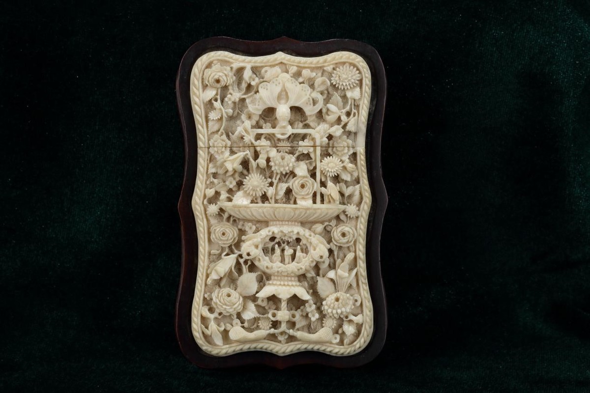 67象牙丝劈得比头发还细太平有象明清牙雕艺术展今日开展