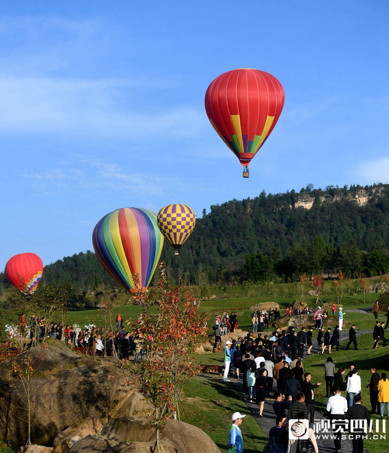 农旅综合|达州:云门天寨 把童话世界安放在高山深处 - 川观新闻