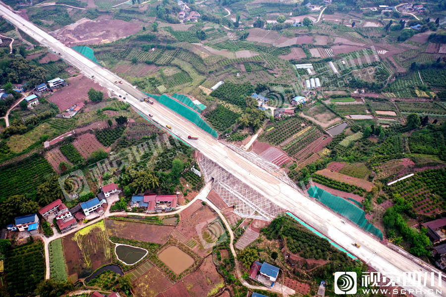 红星路南延线仁寿段倒排工期加速推进