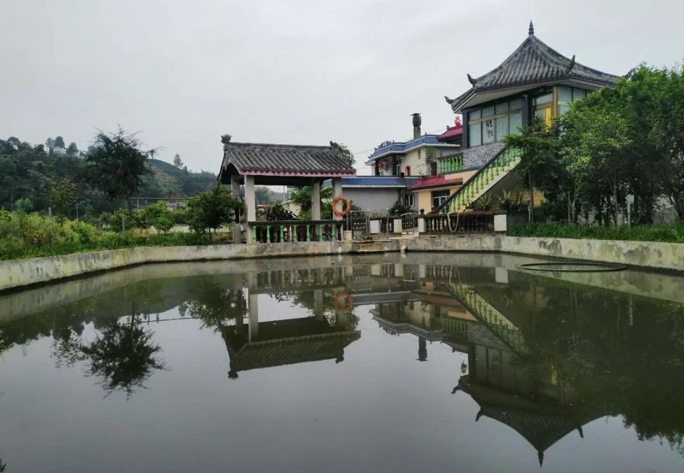 青神县罗波乡宝镜村共建画里村留住乡里愁