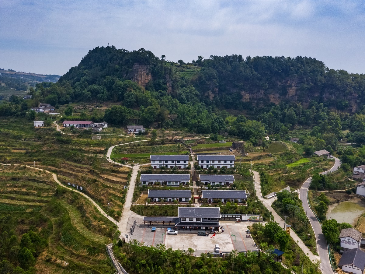 收获稳稳幸福荣县旭阳镇马石村村民露出幸福笑脸