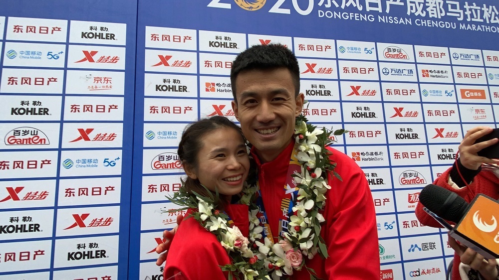 对于关思杨获得亚军的不俗战绩,丁常琴也毫不掩饰对丈夫的肯定,她认为