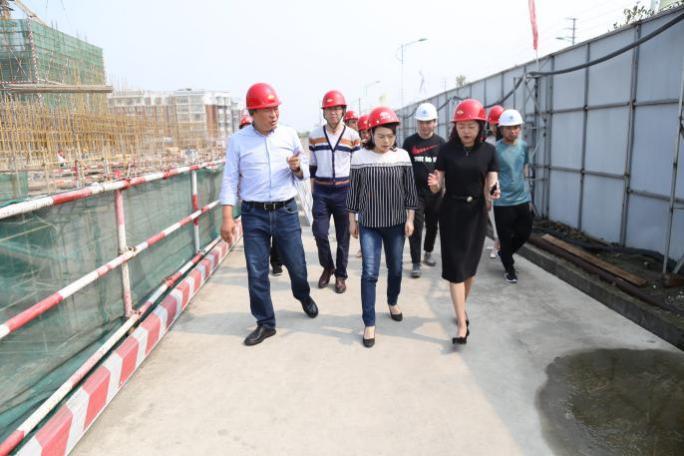 2019年彭州市政府副市长徐苒鑫调研彭州市第二人民医院扩建