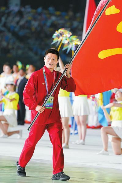 川报聚焦丨“旗手”杨健：未完待续的奥运冠军梦|川观新闻