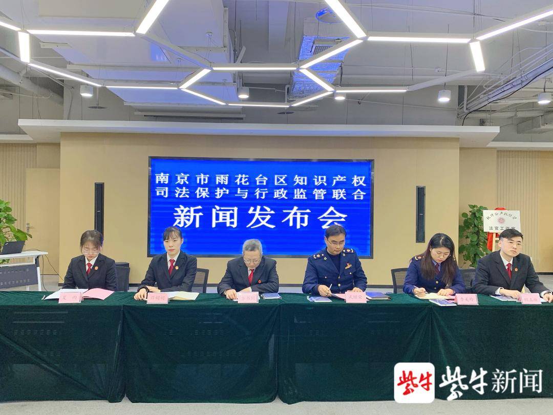 奶茶加盟排行榜10强_奶茶品牌排行榜10强(中国茶饮十大品牌榜揭晓)