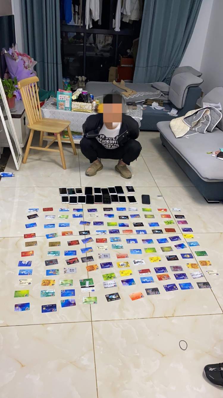 键盘手排行_他是崔健的御用键盘手,演唱《朋友》火遍全国,一生充满曲折