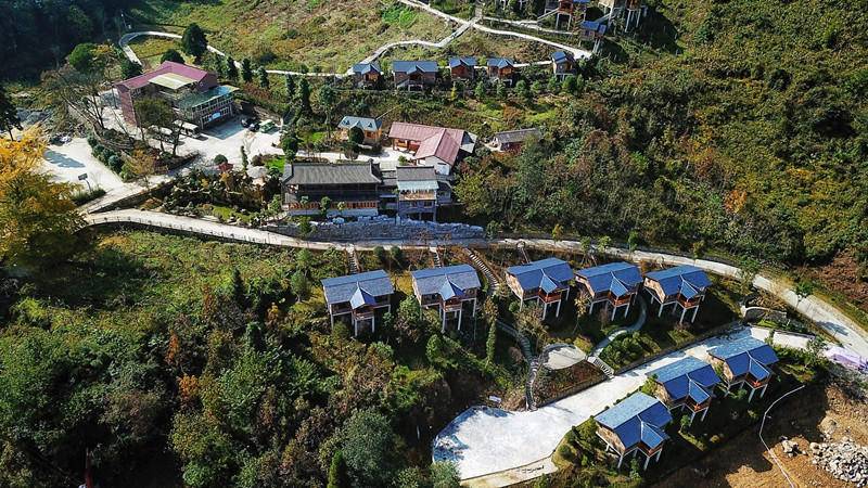 网络名人阿坝行①汶川一个高半山贫困村力争整村脱贫使了哪四招