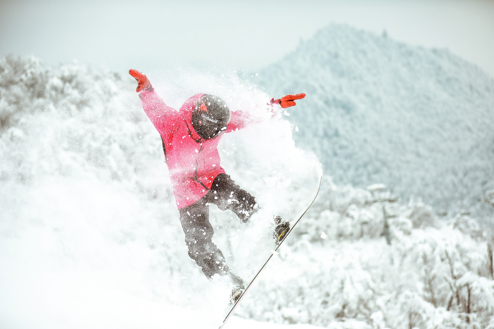 成都滑雪季拉开序幕 西岭雪山开放滑雪项目