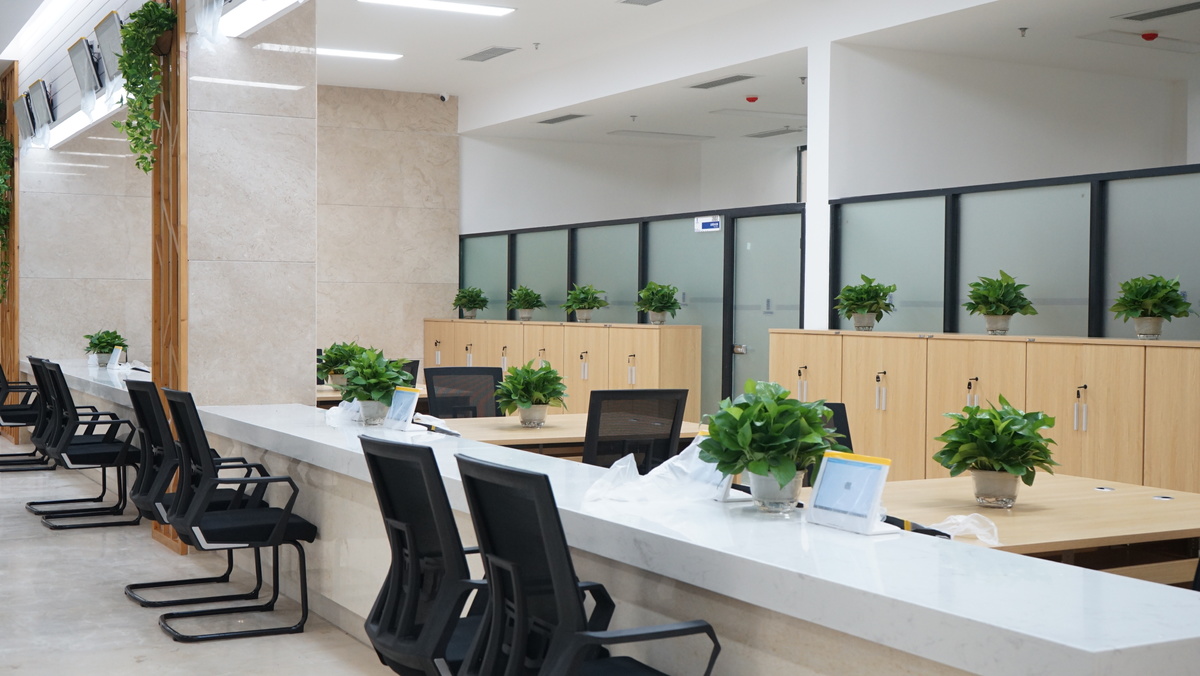 102个窗口实现办事只进一扇门宜宾江安市民中心即运行