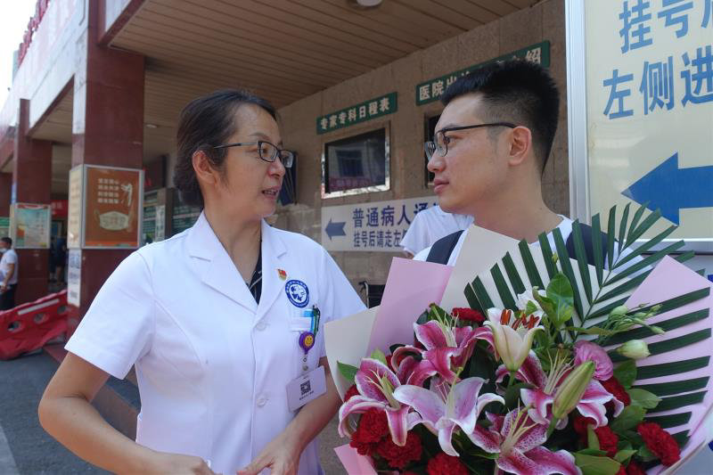 攀枝花市中心医院黄牛随时帮患者挂号的简单介绍