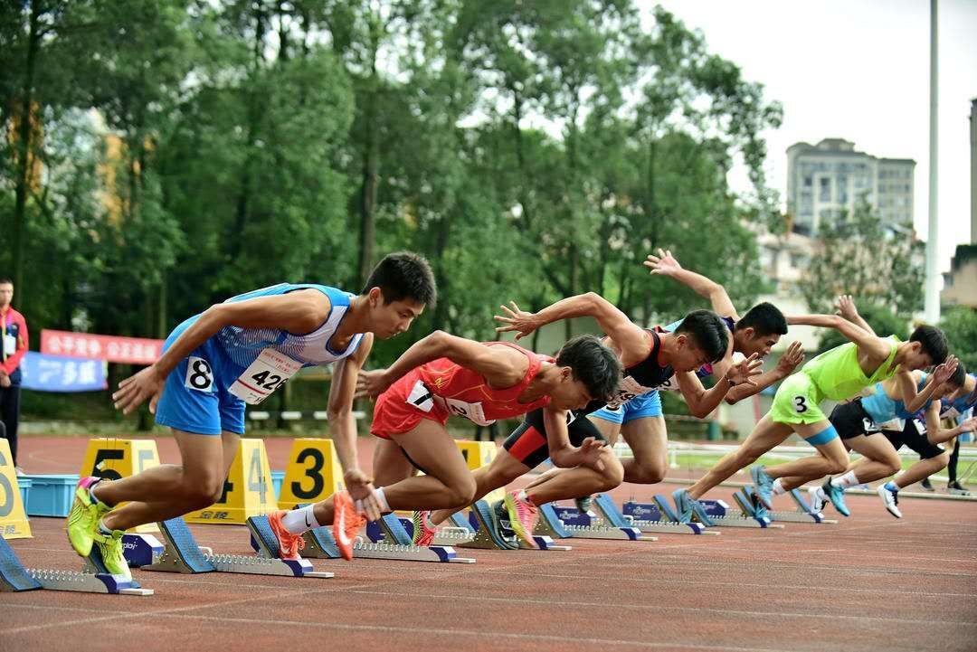 18:12 川观新闻记者薛剑 9月29日,为期两天的2020年全国u系列田径通讯