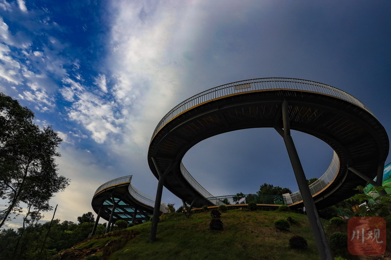 云游雅安5名山百丈湖平湖日出美轮美奂