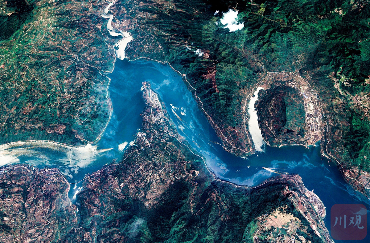 卫星看四川60万米高空瞰长江流域大美江河