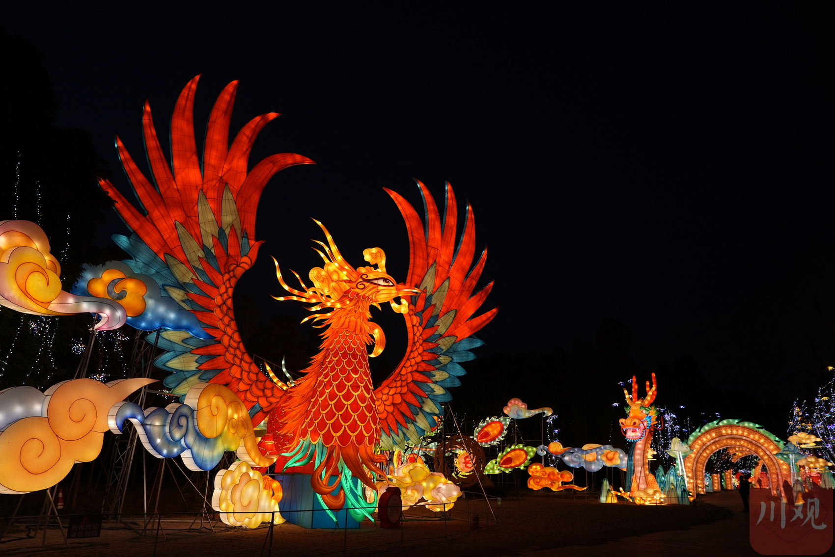 c视频花灯送福龙腾四海2024金沙太阳节今日启幕