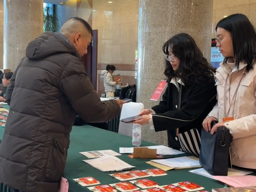 省政协委员基本报到完毕